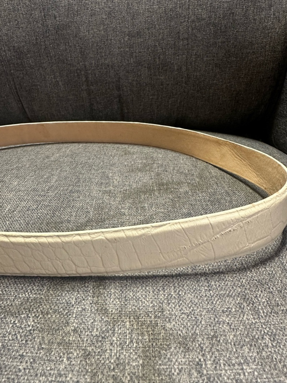 Carlisle White Croc-Embossed Leather Belt with Gold Geometric Buckle - Picture 6 of 10